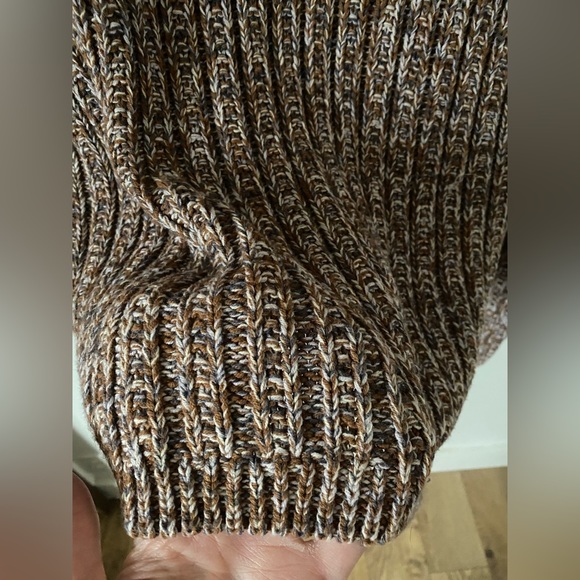 NWOT Women’s Universal Thread Fisherman Knit Sweater - Picture 3 of 5